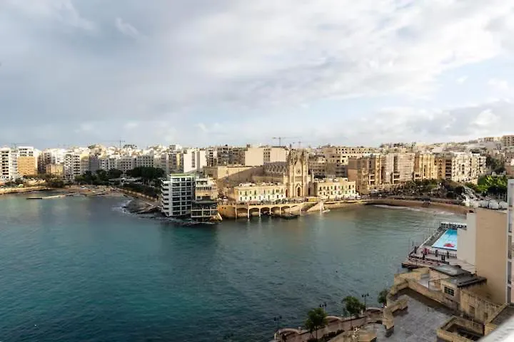 Seafront Penthouse Paradise Views Of Balluta Bay Saint Julian's Apartment