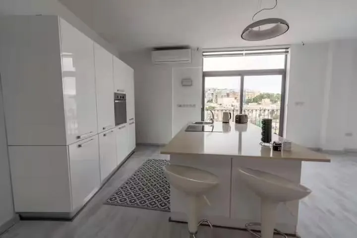 Seafront Penthouse Paradise Views Of Balluta Bay سانت جوليان 0*,