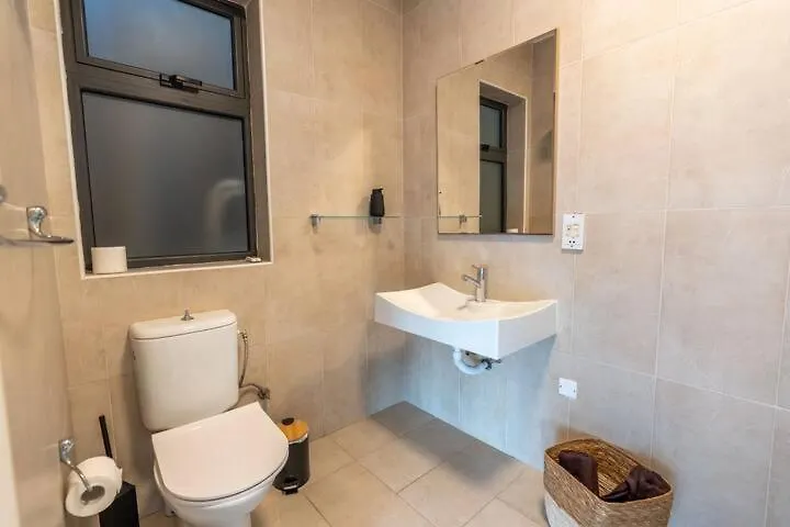 Seafront Penthouse Paradise Views Of Balluta Bay سانت جوليان شقة